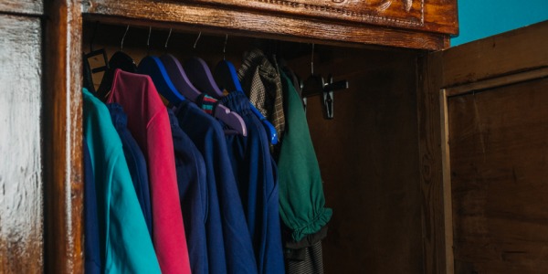 Jak wybrać idealną szafę — na co zwrócić uwagę?